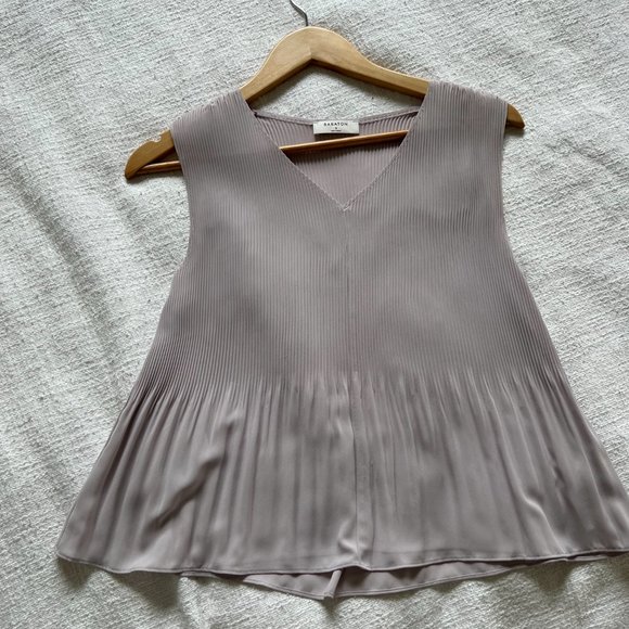 Babaton Damien Blouse Aritzia  - Small - Picture 7 of 9